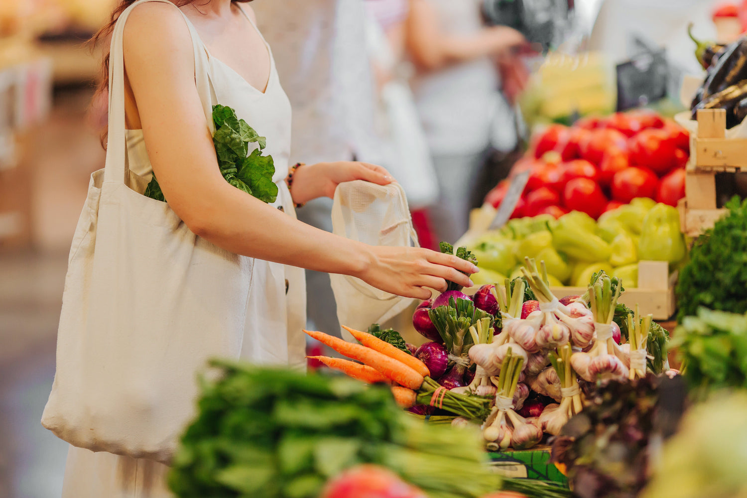 5 Refreshing Antioxidant-Rich Fruits and Veggies to Eat This Summer